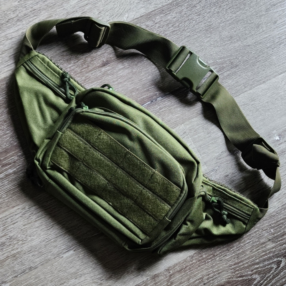 NWT Concealed Carry Tactical Fanny Pack One Size Green Military Surplus